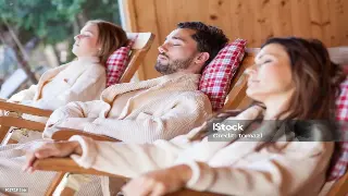 蒸的不是水，是千年文化！揭秘桑拿起源的那些“湿热”往事，涨知识了！