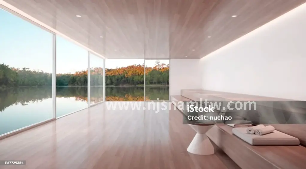 户外温泉池的竹林景观