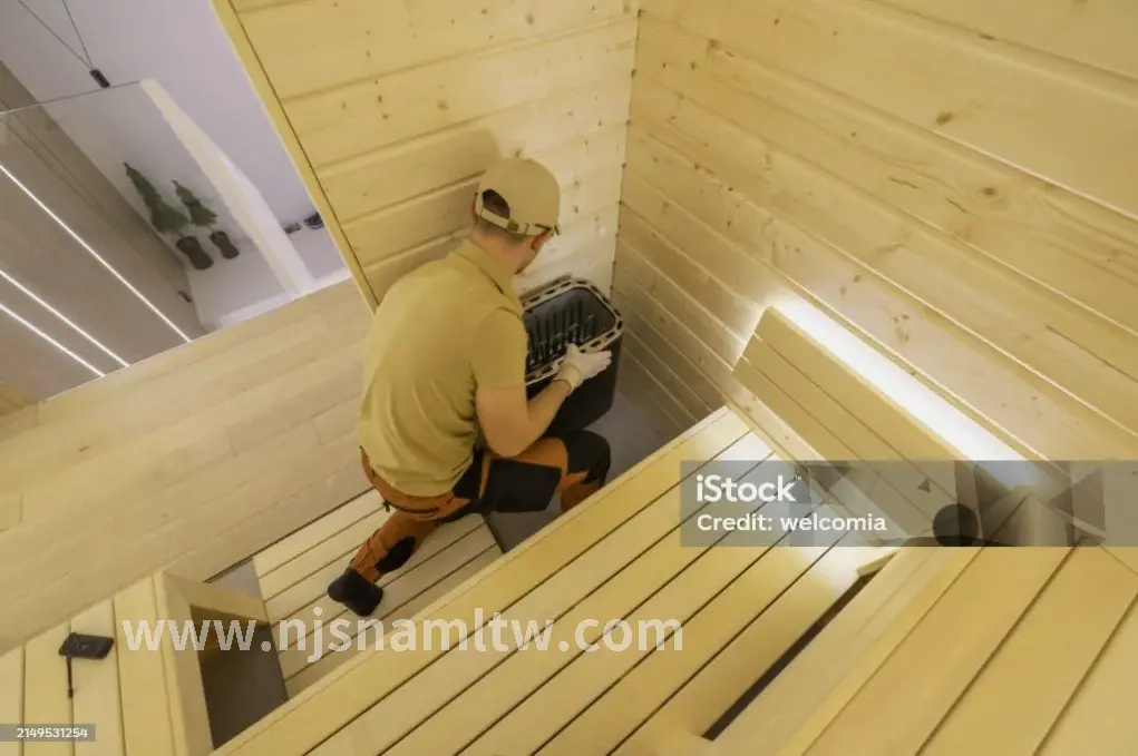 桑拿房内的热气